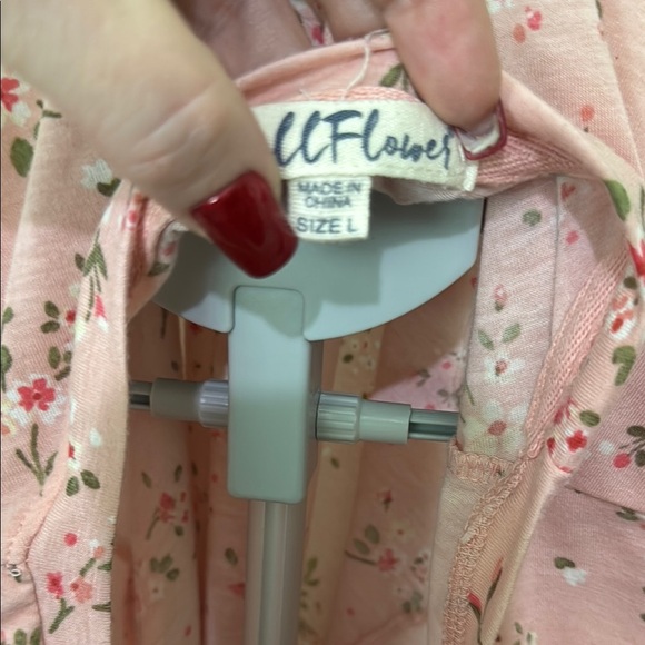 Wallflower Pink Floral Knot-Front Tee - Picture 3 of 6